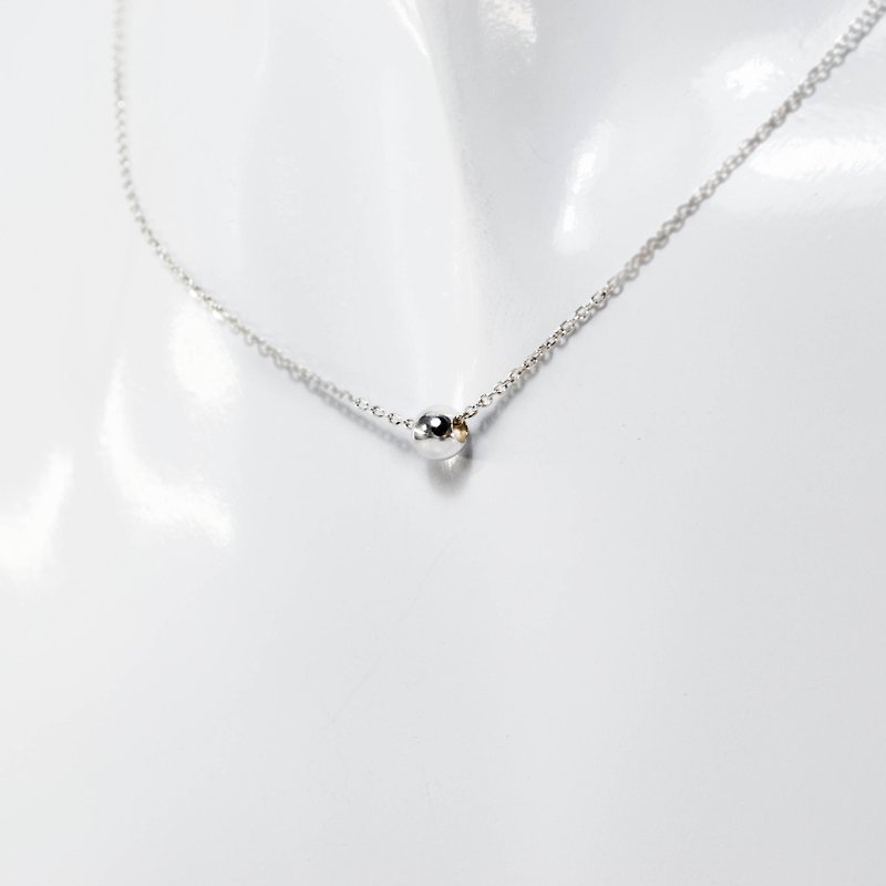 Thin Necklace-Round Beads - สร้อยคอ - เงินแท้ สีเงิน