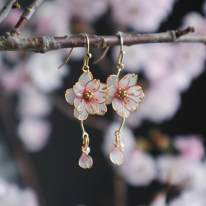 Dancing earrings of delicate cherry blossoms - Earrings & Clip-ons - Other Materials Pink