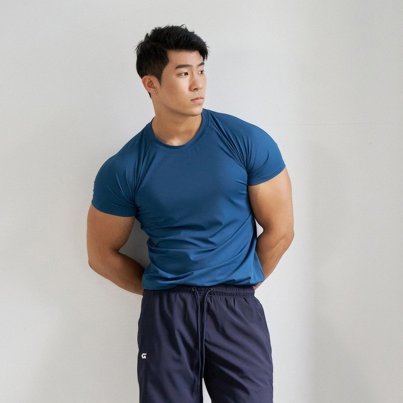 【GLADE.】Core涼感抗UV訓練 男短袖上衣 (藍綠) - 運動上衣/排汗衫 - 聚酯纖維 藍色