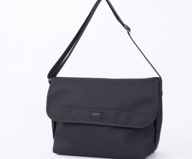 Anello hotsell messenger bag