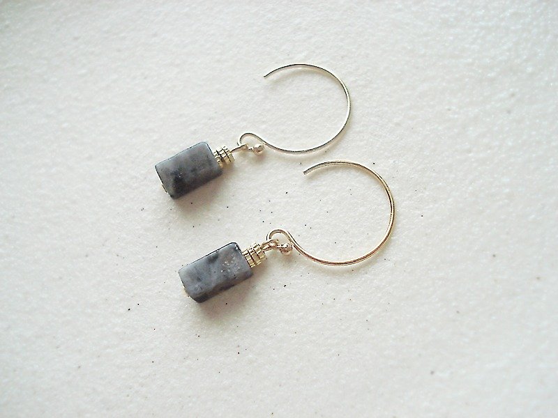 14kgf Larvikite hook earrings - Earrings & Clip-ons - Stone Gray