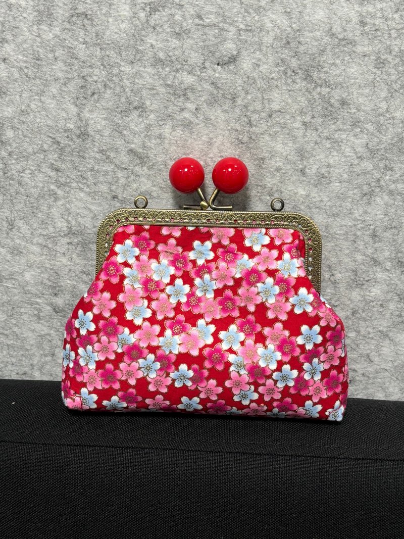 MBC handmade hot stamping cherry blossom 12cm square frame kiss lock bag loose paper bag - กระเป๋าแมสเซนเจอร์ - ผ้าฝ้าย/ผ้าลินิน สีแดง