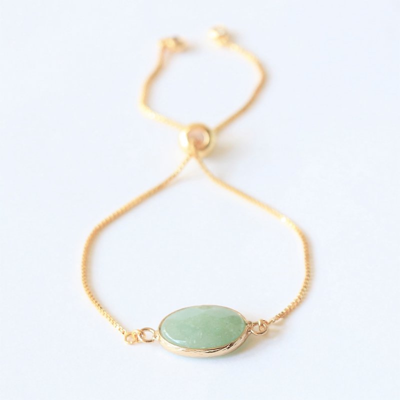 Green aventurine sliding bracelet - natural stone gold plated bracelet - สร้อยข้อมือ - เครื่องเพชรพลอย สีเขียว