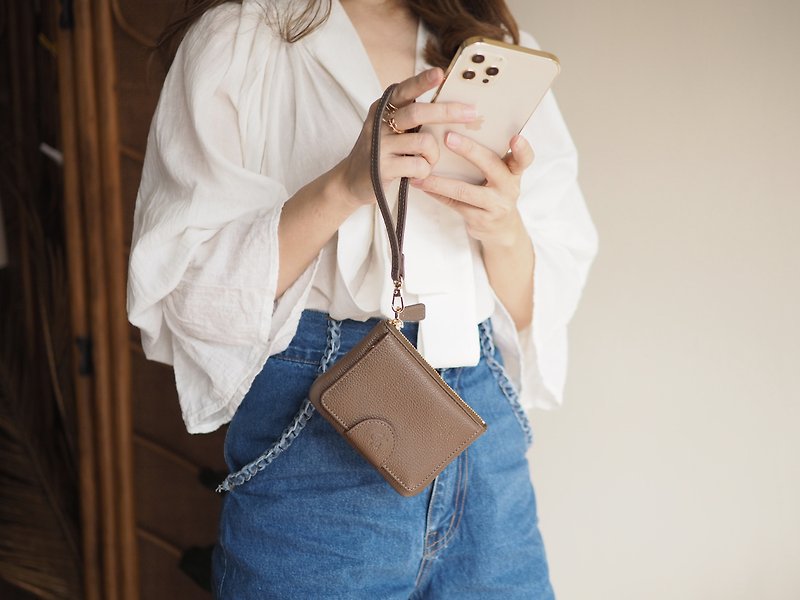 Mary (Warmtaupe) : Mini wallet, short wallet, cow leather, Brown-grey, Zip pouch - กระเป๋าสตางค์ - หนังแท้ สีนำ้ตาล