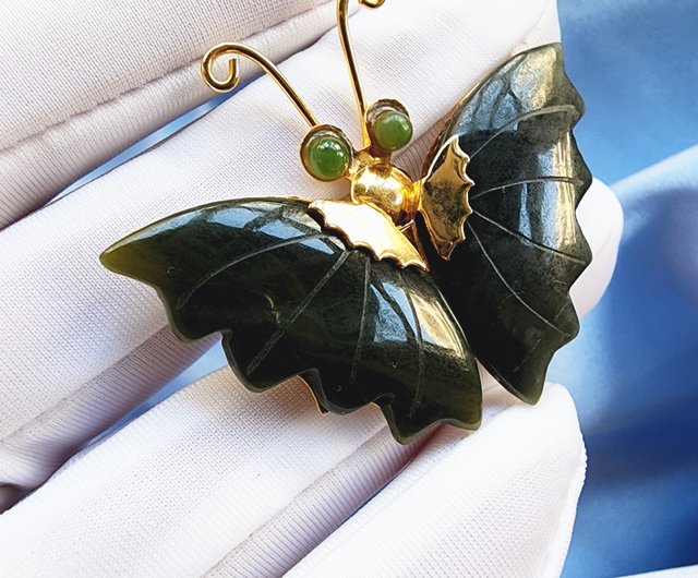 Vintage jade hot sale butterfly brooch