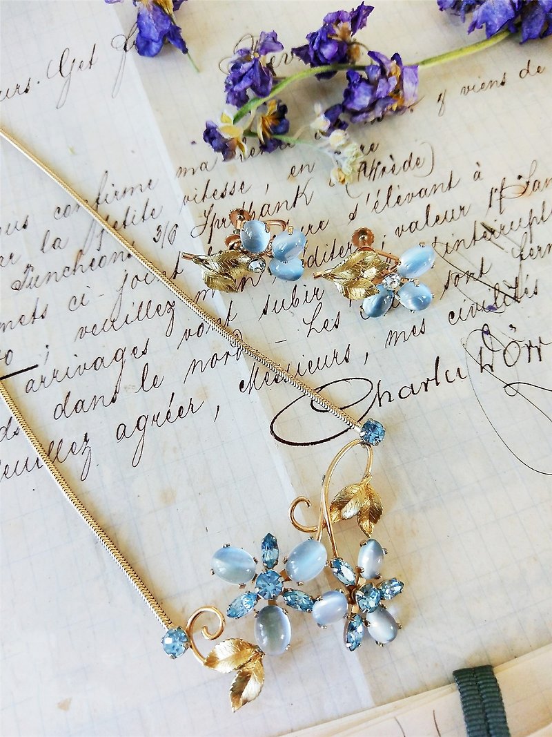 Krementz Moonstone Necklace and earrings Set 【vintage jewelry】 - สร้อยคอ - โลหะ สีน้ำเงิน