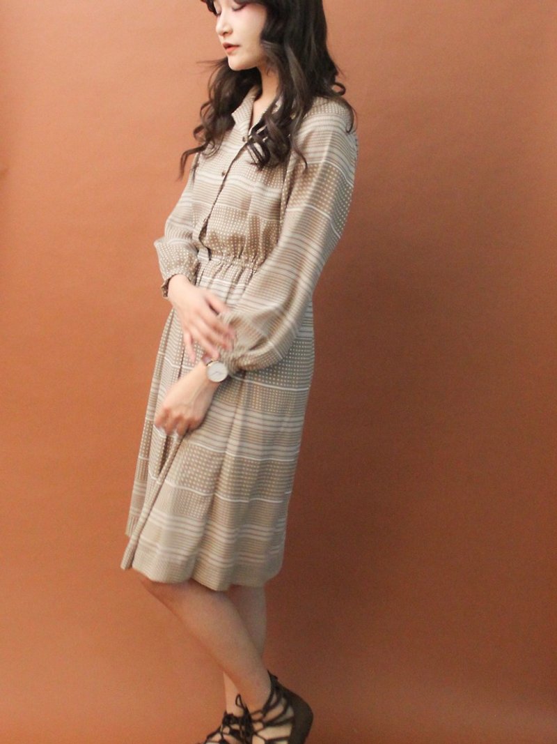 Vintage Autumn and Winter Suya Khaki Little Loose Long Sleeve Vintage Dress Vintage Dress - One Piece Dresses - Polyester Khaki
