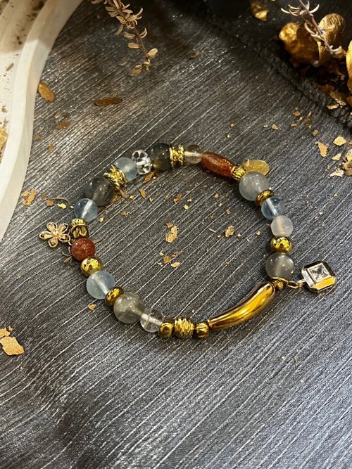 Emily587’s Shop 生命靈數‧療癒空間‧客製化水晶飾品 客製化水晶礦石手鍊 拉長石、灰月光、金太陽石、海藍寶