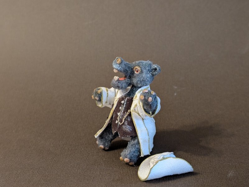 Richard hippopotamus. Crocheted miniature. 6cm. - 玩偶/公仔 - 其他材質 灰色