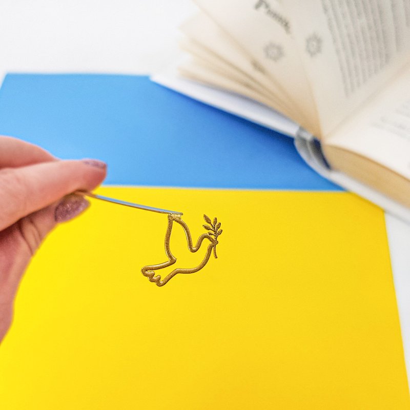 Dove of Peace Bookmark | Small Bookish Gift for Peace Lovers - ที่คั่นหนังสือ - โลหะ สีทอง