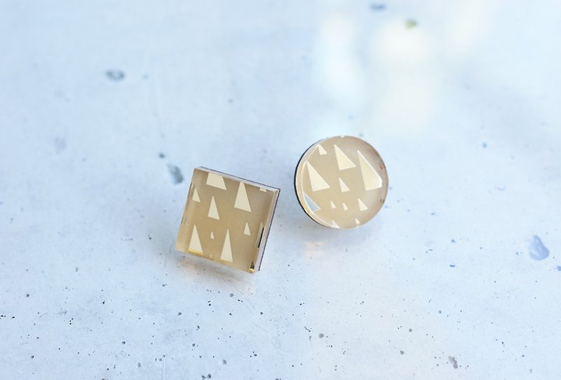 Forest triangular mirror earrings / GOLDGRAY - ต่างหู - ไม้ สีทอง