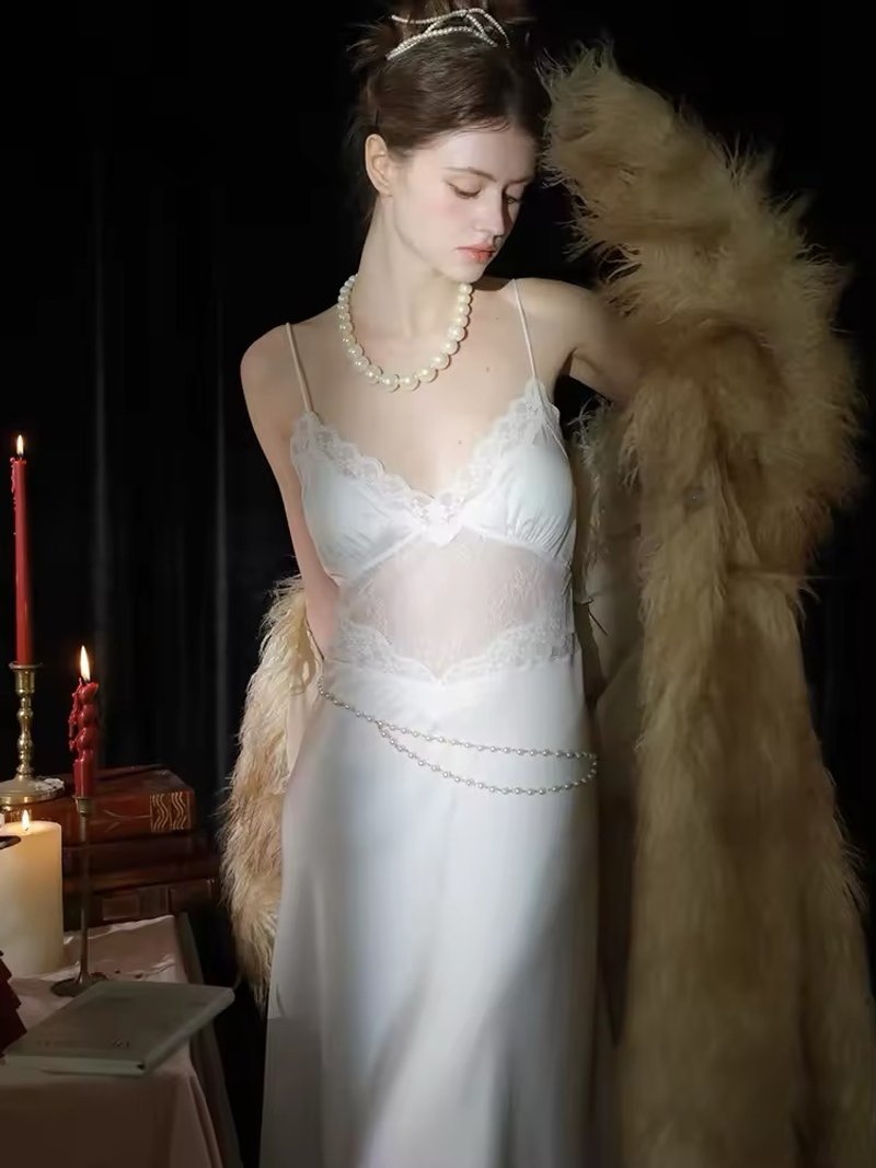 classic long satin dress with front lace - 睡衣/居家服 - 其他材質 