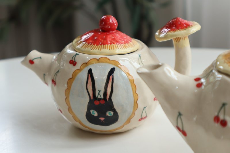 Tea Pot - 其他 - 陶 紅色