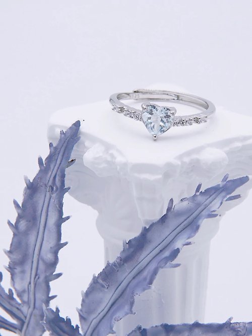 Lafit 海中結晶 — 海藍寶心型石戒指 女生儀式感禮物