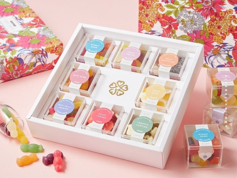 [British Candy House] Infinitely sweet 8-item candy gift box - ขนมคบเคี้ยว - วัสดุอื่นๆ หลากหลายสี