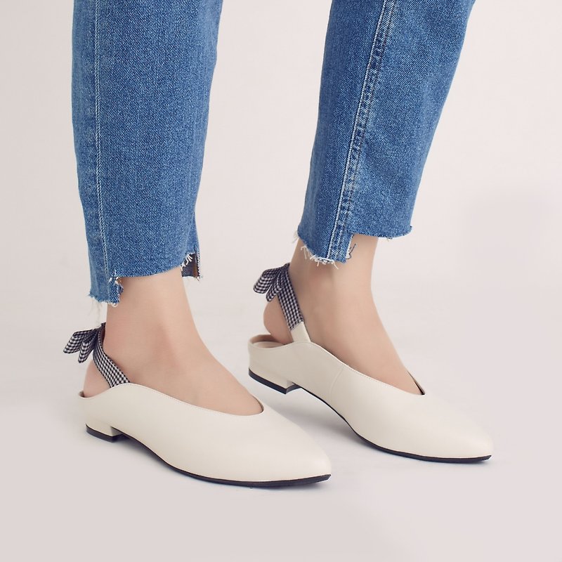 Back lace Muller! Knotted small gift pointed shoes white full leather MIT camellia - Women's Leather Shoes - Genuine Leather White