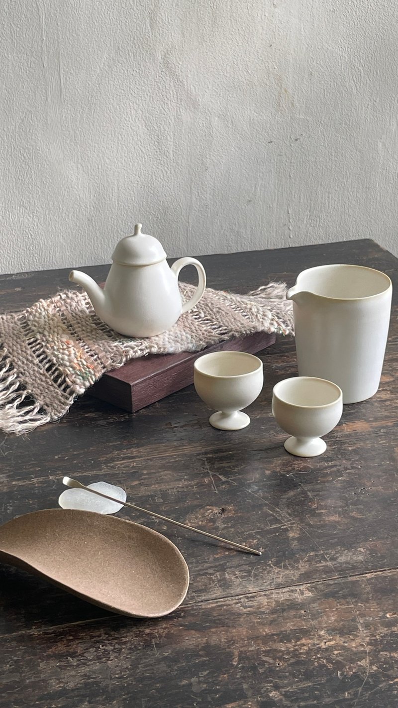 Afang Tea Set_Porcelain_Run White - ถ้วย - เครื่องลายคราม ขาว