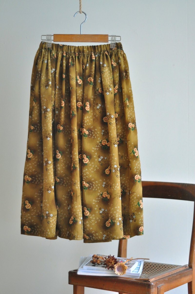 Vintage down / skirt no.224 tk - เสื้อกั๊กผู้หญิง - เส้นใยสังเคราะห์ สีเหลือง