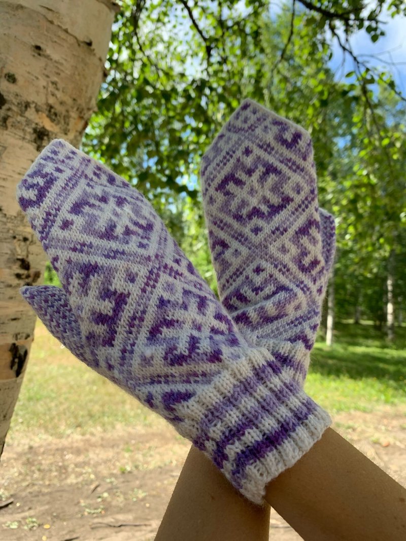 Women's hand-knitted wool mittens are very warm with a pattern - 手套 - 羊毛 紫色