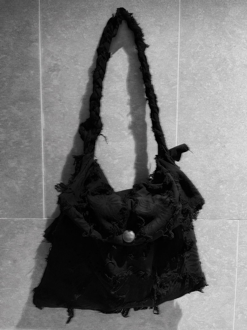 畸 Abnormal bag - 側背包/斜孭袋 - 棉．麻 黑色