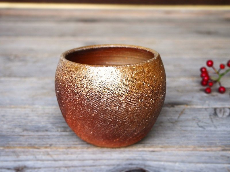 Bizen Free Cup (medium) f1 - 034 - Pottery & Ceramics - Pottery Brown
