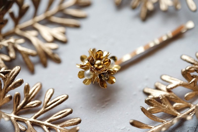 小花束 - 珍珠花片髮夾 - 髮飾 - 銅/黃銅 金色