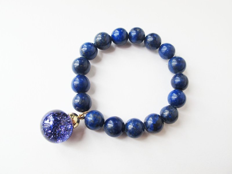* Rosy Garden * intoxicating purple glitter snowflake flow glass balls with large pieces of blue color of lapis lazuli bracelet bracelet - สร้อยข้อมือ - แก้ว สีม่วง