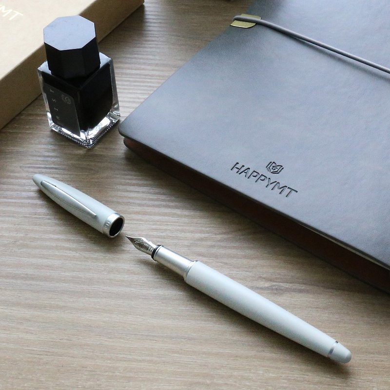[Customized gift] HAPPYMT happy fountain pen - white color Silver clip can be shipped quickly - Fountain Pens - Copper & Brass Gray