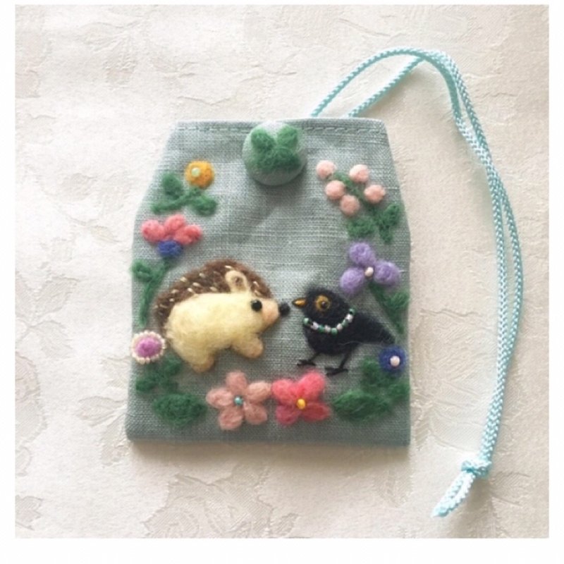 Amulet bag of hedgehog and blackbird - Other - Cotton & Hemp Blue