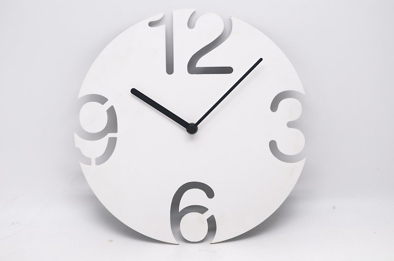 Simple - 簡單白木製品靜音掛鐘 - 時鐘/鬧鐘 - 木頭 白色
