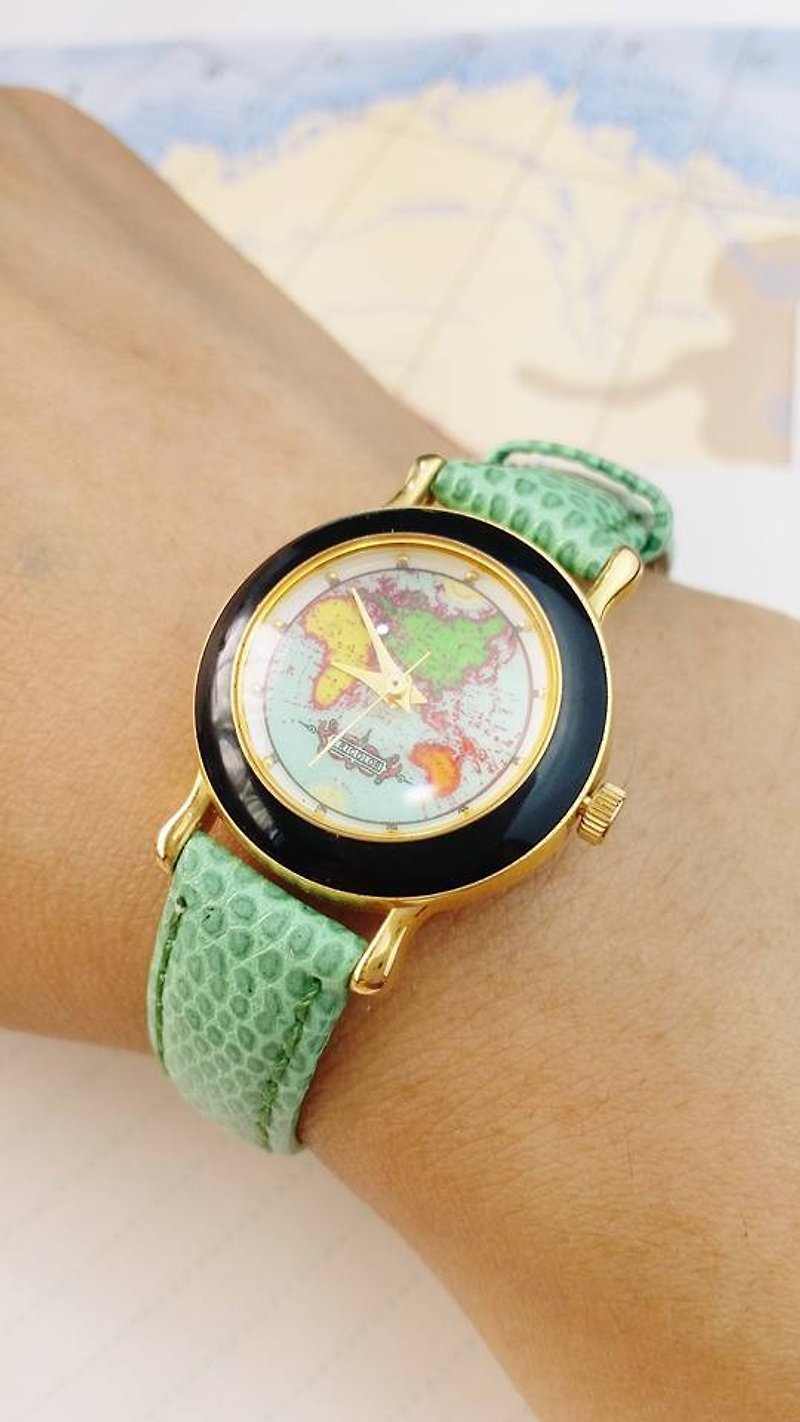 【Lost and find】Wenqing old style map earth watch - Women's Watches - Other Metals Silver