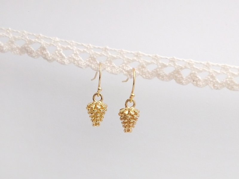 Pine cone earrings hook (pair) - ต่างหู - โลหะ สีทอง