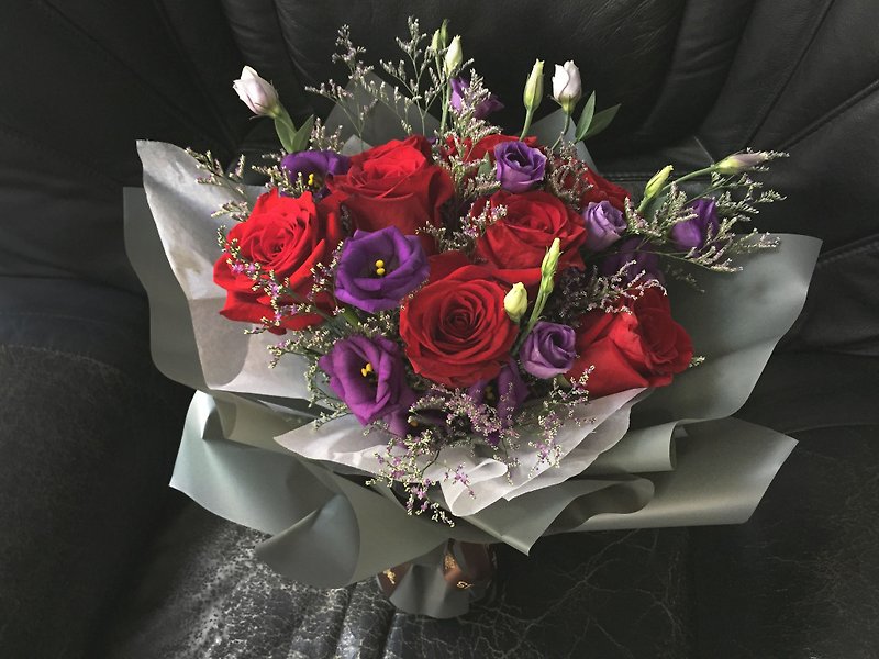 Rose red rose purple lisianthus bouquet - Dried Flowers & Bouquets - Plants & Flowers Red