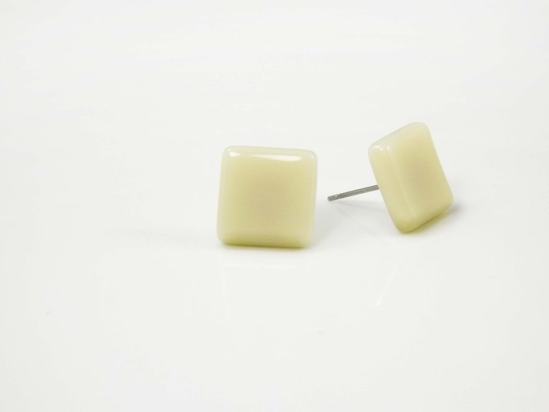Glass earrings -Pantone 454 - Earrings & Clip-ons - Glass White