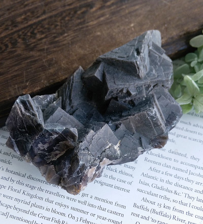 Fluorite  內蒙產地  幻影螢石 水晶共生 天然礦石 原礦 - 擺飾/家飾品 - 其他材質 