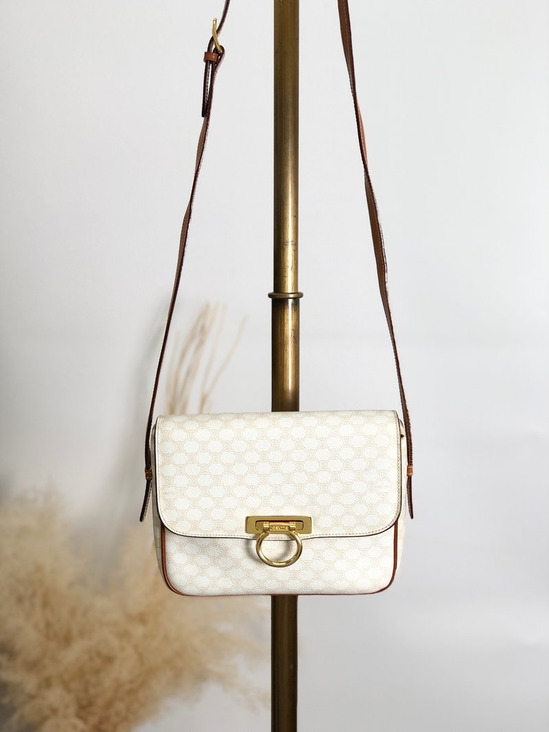 【 日本直送　名牌中古包 】CELINE セリーヌ マカダム ショルダーバッグ ホワイト ガンチーニ PVC レザー vintage w4jb3k - ショルダーバッグ - 防水素材 ホワイト