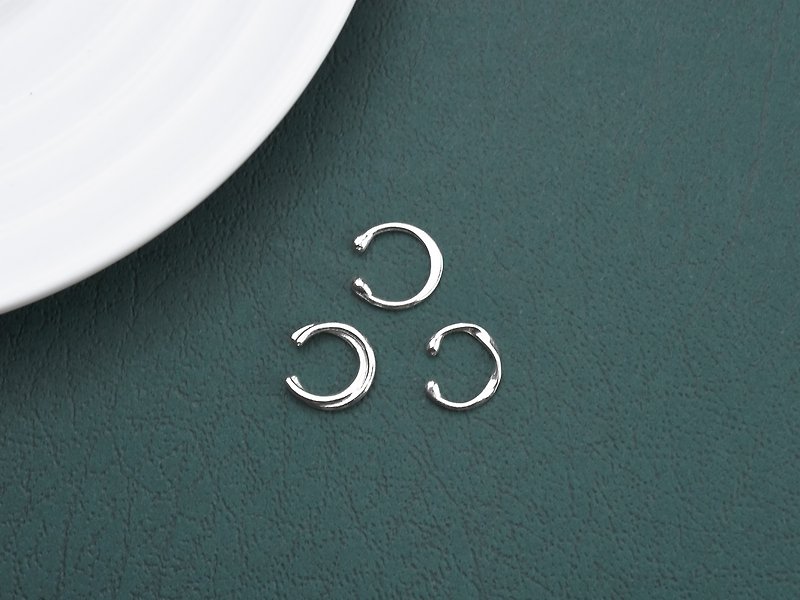 Goody Bag - Ear bone clip bag line change series (sterling silver earrings) ::C% handmade jewelry:: - ต่างหู - เงินแท้ สีเงิน