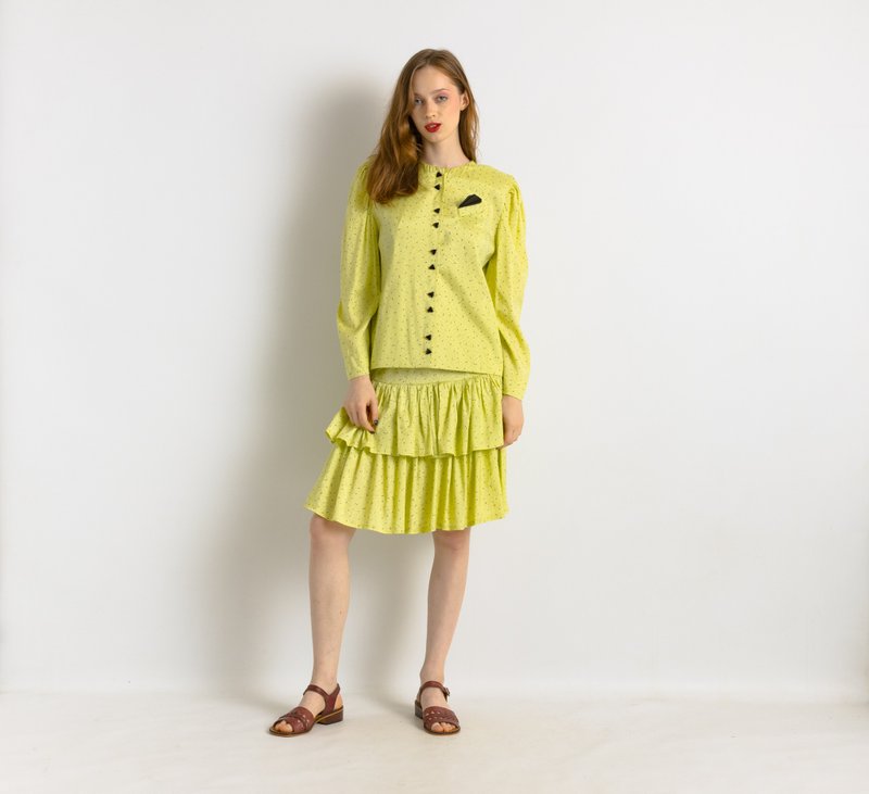 Amazing Incredible Abstract Suit of Tulip Skirt nad Buttons Blouse 7834 - 吊帶褲/連身褲 - 其他材質 綠色