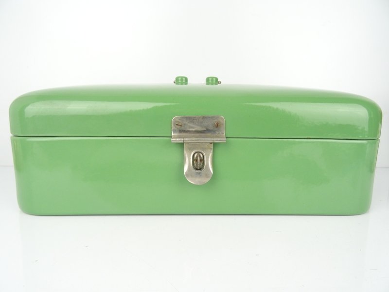 Vintage Dutch Enamel Bread Box Bin – Large Green Kitchen Storage - 居家收納/收納盒/儲物盒 - 琺瑯 綠色
