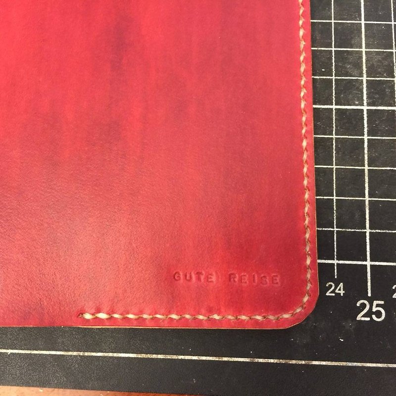加購商品 - 刻字服務(請勿單獨下標) - 護照套 - 真皮 紅色