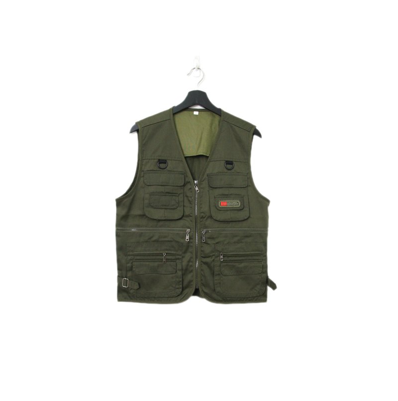 Back to Green-經典釣魚背心 軍綠色 大口袋 v-26/vintage vest - 背心/無袖上衣 - 聚酯纖維 