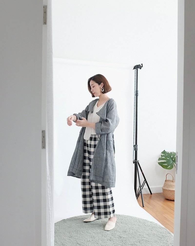WHITEOAKFACTORY Lala linen loose coat - Dark grey, Charcoal - 女大衣/外套 - 棉．麻 灰色