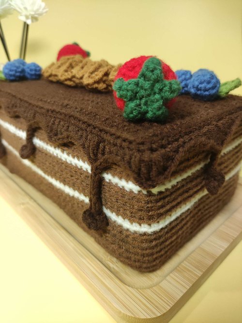 チョコレートフォールズケーキ】手作りティッシュボックス