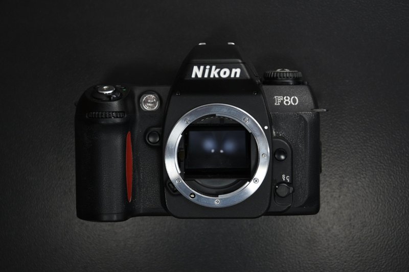 【經典古物】尼康 Nikon F80D F80 2000年 自動對焦 底片單眼相機 - 相機/拍立得/底片相機 - 其他材質 