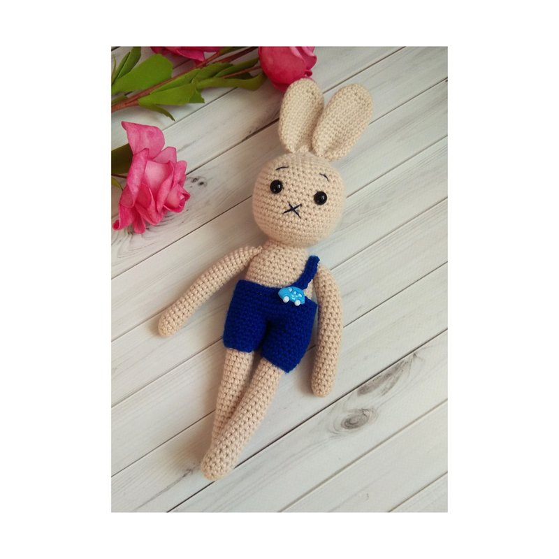 Crochet hare in shorts, Stuffed toy hare, soft toy bunny - 寶寶/兒童玩具/玩偶 - 棉．麻 多色