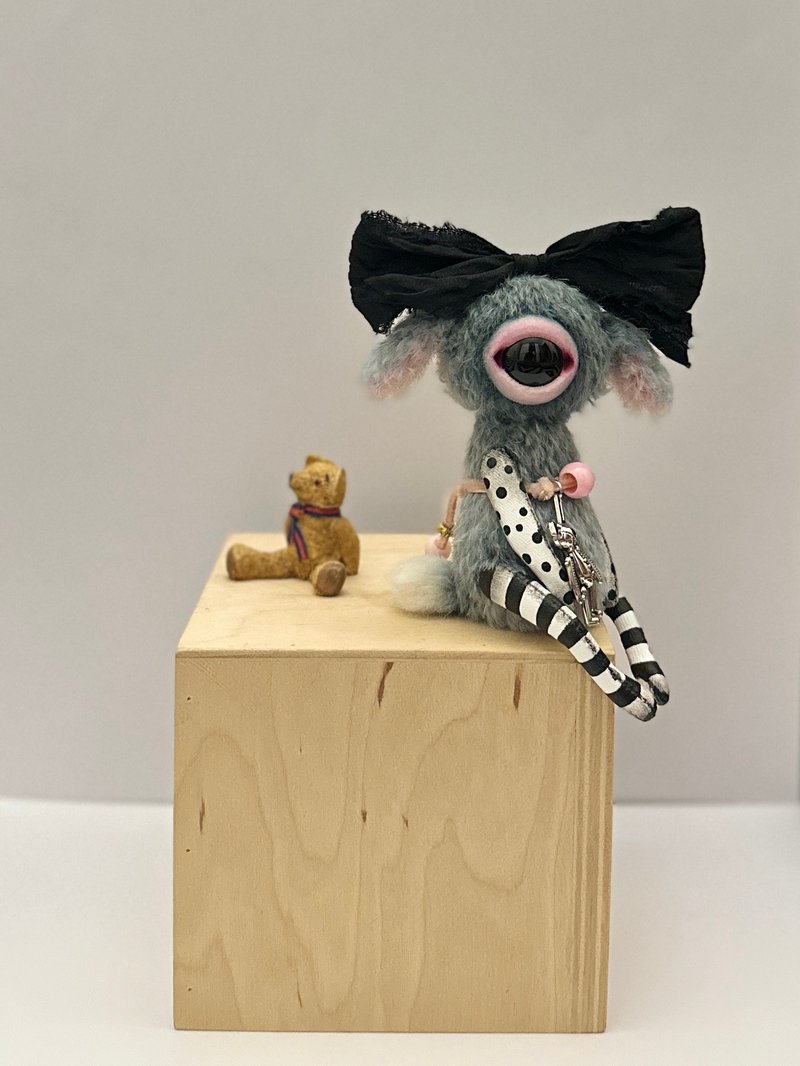 Cute author blue teddy bunny - cyclops; ooak artist bunny; art _ MADE-TO-ORDER! - 公仔/玩偶 - 其他材質 藍色