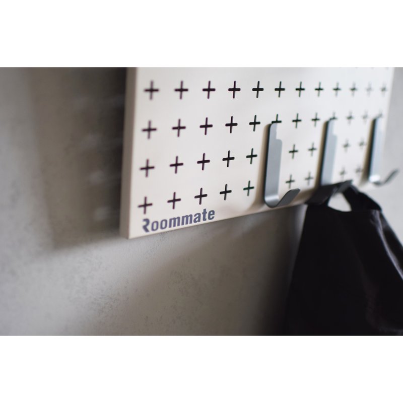 Roommate Cross Hole Storage Board-3 hooks - กล่องเก็บของ - โลหะ 