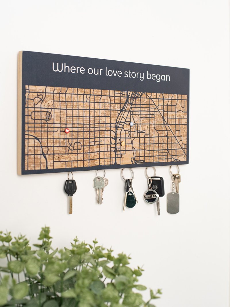 Wooden Key Holder, Custom Map Key Holder for Wall, Personalized Key Holder - Wall Décor - Wood Multicolor