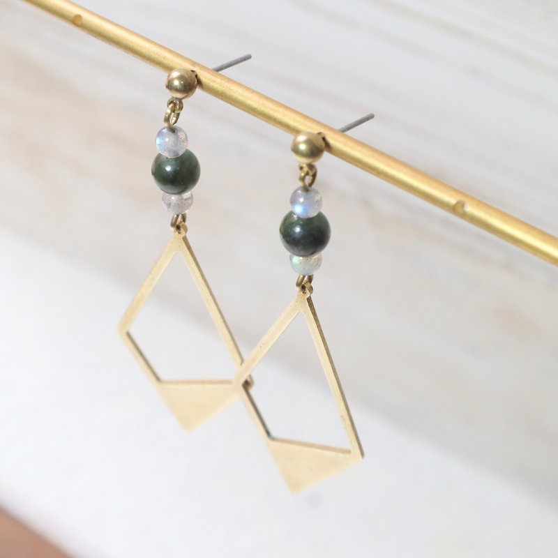 Corner Bronze earrings labradorite / old jade can change the clip-on desk Tanabata gift customized - Earrings & Clip-ons - Copper & Brass Green
