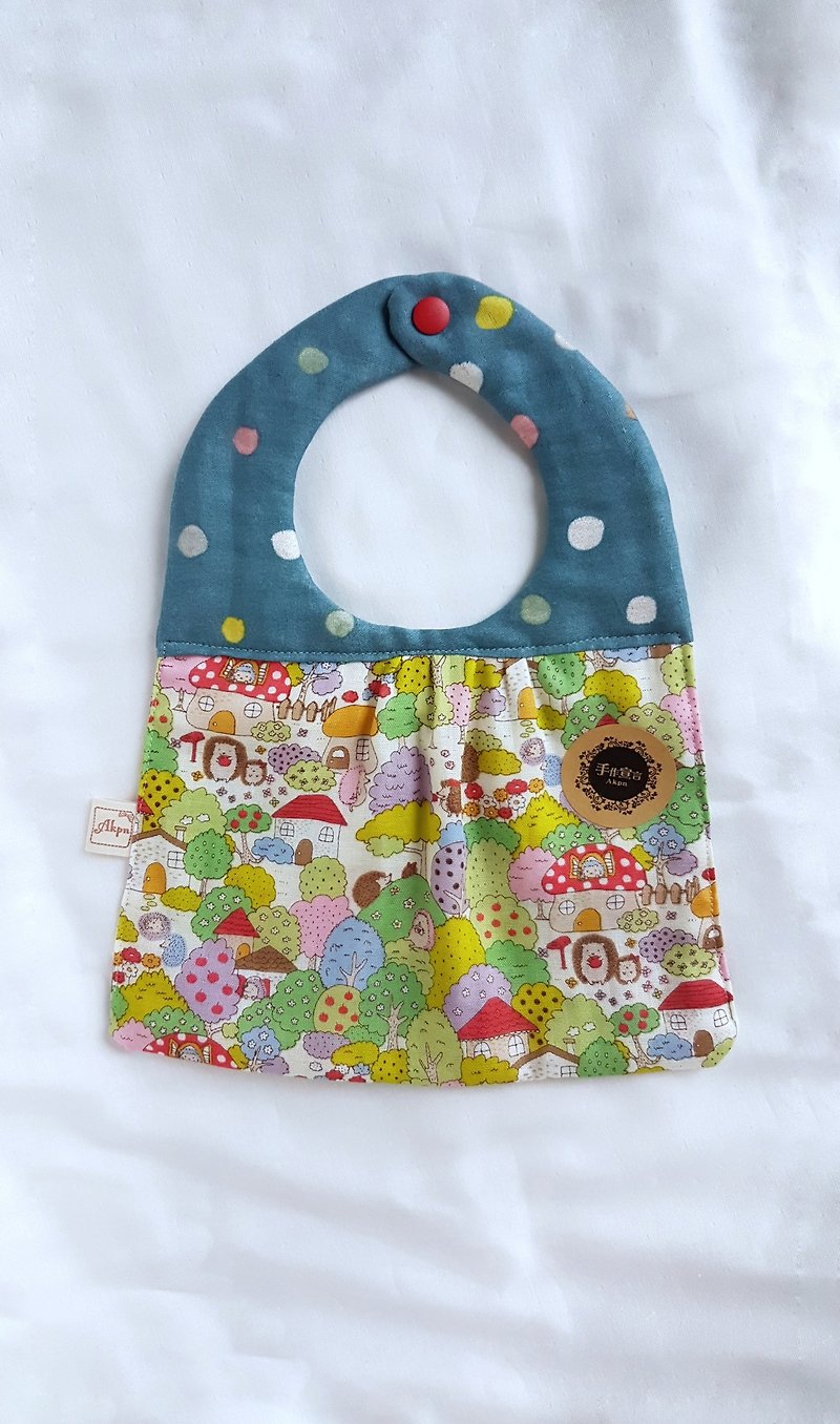 Parent-child hedgehog forest double-sided six-layer yarn stitching style pocket -100%cotton saliva towel - Bibs - Cotton & Hemp Multicolor